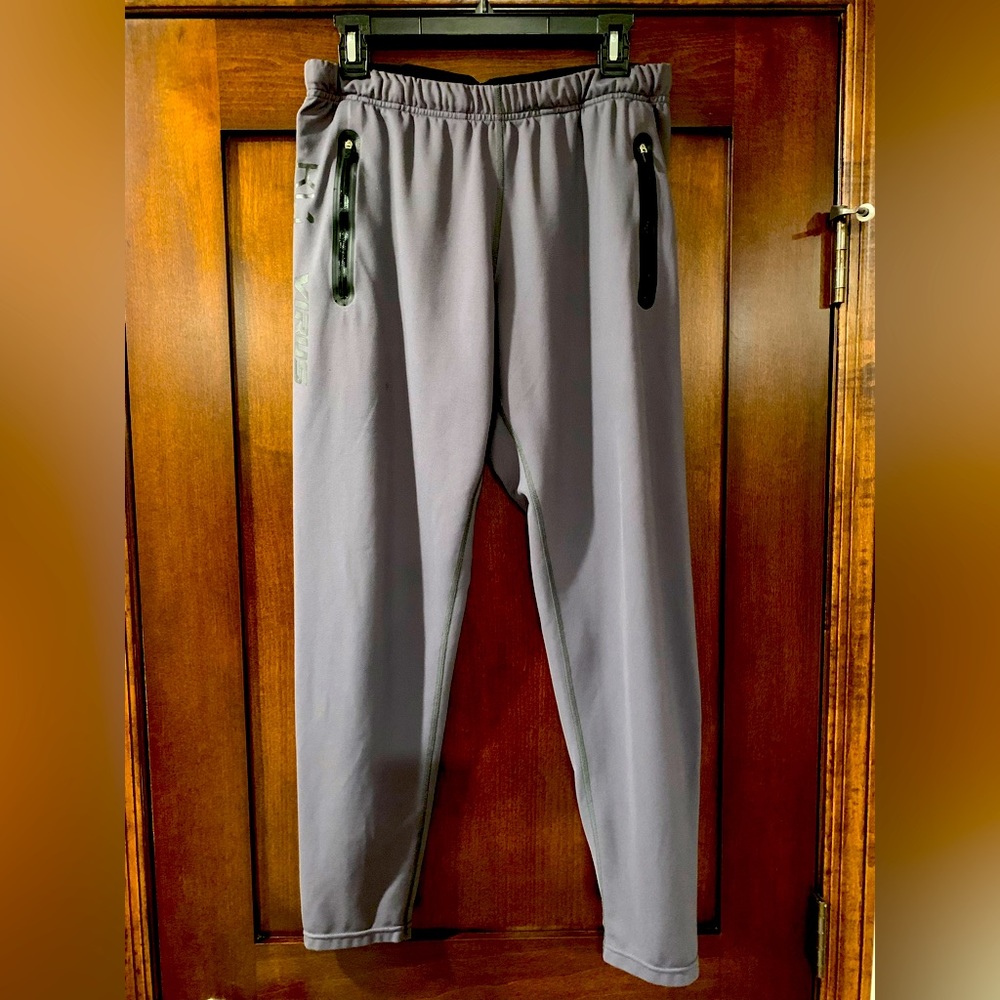 Men’s gray Virus KL1 joggers - large fit.
